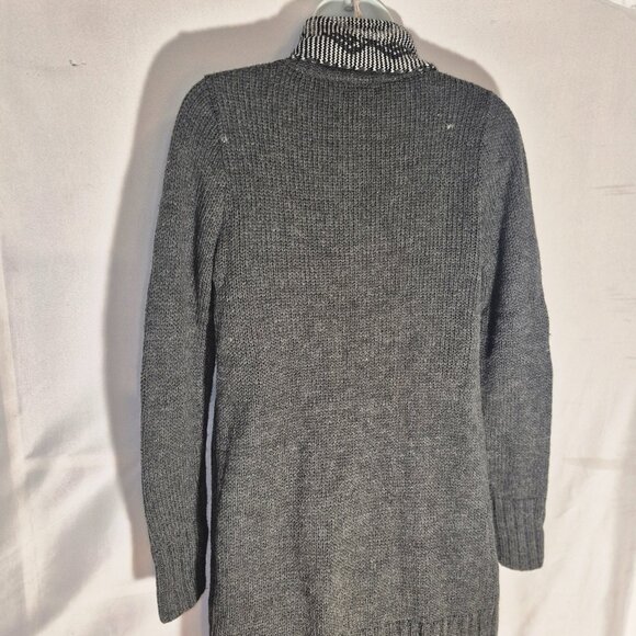 RUE21 Southwestern design Cardigan long sweater 100% Acrylic in size Small - Picture 3 of 16